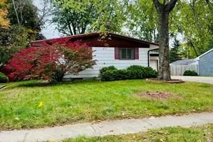 2706 Dawn Dr, Midland, MI 48642 - Photo 6