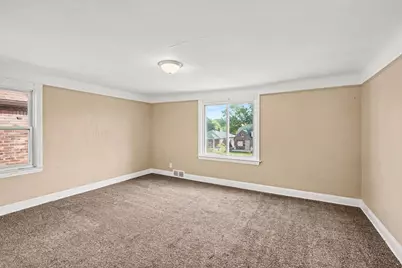 9161 Lakepointe Street, Detroit, MI 48224 - Photo 12