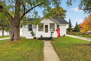 2121 Lee St SW, Wyoming, MI 49519 - Photo 4
