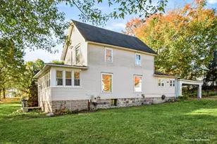 319 I O St, Belding, MI 48809 - Photo 1