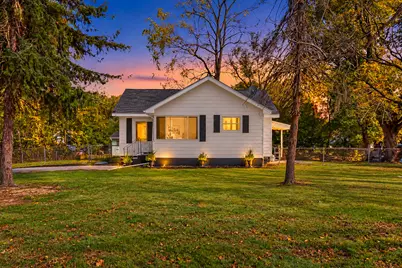 52 Roseneath Avenue, Battle Creek, MI 49037 - Photo 1