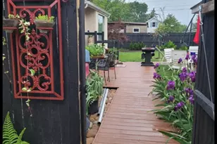 608 Magnolia, Three Oaks, MI 49128 - Photo 30