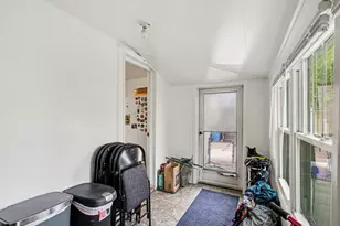 548 Surby Ave, Battle Creek, MI 49015 - Photo 16
