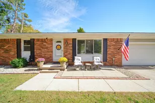6781 Gove Ct N, Tecumseh, MI 49286 - Photo 38