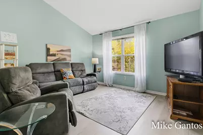 735 Strawberry Valley Avenue NW #49, Comstock Park, MI 49321 - Photo 18