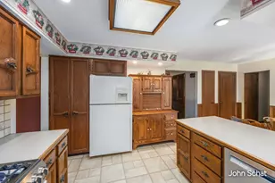 4570 Jacob St SW, Wyoming, MI 49418 - Photo 14