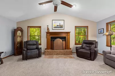 8925 Sorrento Ridge Drive SE, Byron Center, MI 49315 - Photo 10