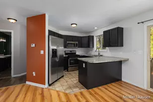 11545 Holmden Ct NE, Rockford, MI 49341 - Photo 12