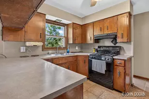 3354 Devon Dr NE, Grand Rapids, MI 49546 - Photo 6