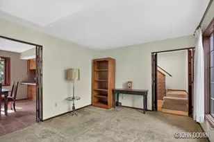 3354 Devon Dr NE, Grand Rapids, MI 49546 - Photo 10