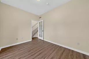 1811 Maple Park Dr E, Canton, MI 48188 - Photo 10