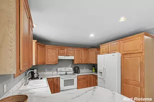 3820 Silver Creek Dr, Hamilton, MI 49419 - Photo 12