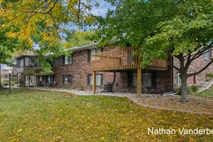 230 S State St, Zeeland, MI 49464 - Photo 24