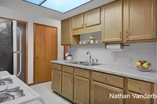 230 S State St, Zeeland, MI 49464 - Photo 12