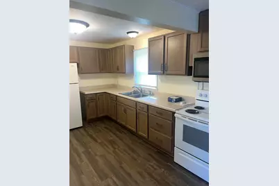 403 S Kalamazoo Street, Vicksburg, MI 49097 - Photo 6
