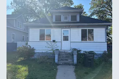 235 W Larch Avenue, Muskegon, MI 49441 - Photo 1