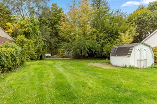 1411 Alpine Avenue Northwest, Grand Rapids, MI 49504 - Photo 18