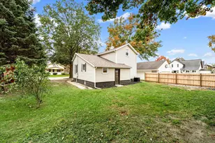 107 E Lincoln Ave, Zeeland, MI 49464 - Photo 38