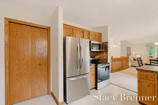 423 Falcon Dr, Wayland, MI 49348 - Photo 10