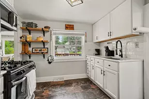 2699 Memorial Dr, Muskegon, MI 49445 - Photo 12