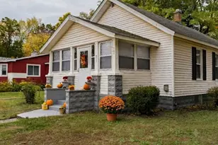 477 Delano St, Allegan, MI 49010 - Photo 1