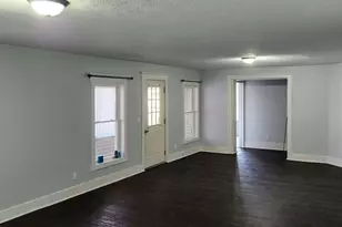 404 S Jefferson St, Hastings, MI 49058 - Photo 6