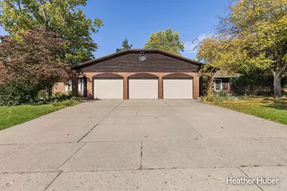 2321-2323 Saginaw Rd SE, Grand Rapids, MI 49506 - Photo 2