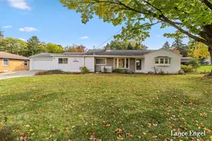 3348 Poinsettia Ave SE, Grand Rapids, MI 49508 - Photo 1