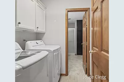 12087 Sandy Woods Drive, Grand Haven, MI 49417 - Photo 26