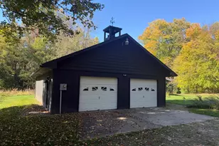 2456 E Chicago Rd, Jonesville, MI 49250 - Photo 22