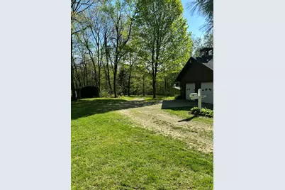 2456 E Chicago Road, Jonesville, MI 49250 - Photo 26