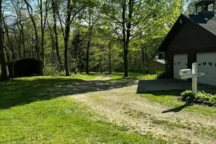 2456 E Chicago Rd, Jonesville, MI 49250 - Photo 26