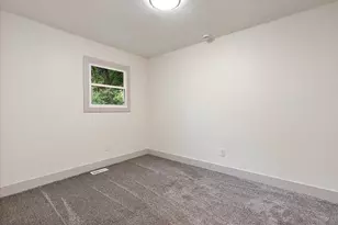 1285 W McMillan Rd, Muskegon, MI 49445 - Photo 20