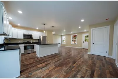 4080 Lakeview Dr, New Era, MI 49446 - Photo 6