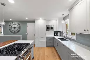 2504 Beechwood Dr SE, East Grand Rapids, MI 49506 - Photo 16