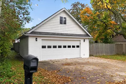 2513 Parkview Avenue, Kalamazoo, MI 49008 - Photo 2
