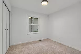 222 W Grant St, Hastings, MI 49058 - Photo 12
