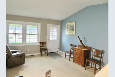 578 Yorkshire Square, Milan, MI 48160 - Photo 12