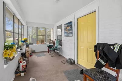 862 Lavette Avenue, Benton Harbor, MI 49022 - Photo 6