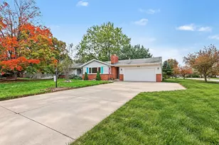 840 Glenwood St, Jenison, MI 49428 - Photo 2