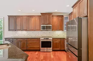 8888 Oakland Hills Cir, Portage, MI 49024 - Photo 14