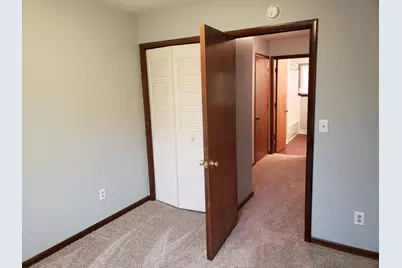 1351 S S. Center Road, Saginaw, MI 48638 - Photo 6