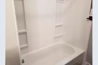 1351 S S. Center Road, Saginaw, MI 48638 - Photo 4