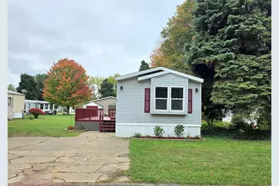 27 Locust Court, Muskegon, MI 49445 - Photo 2