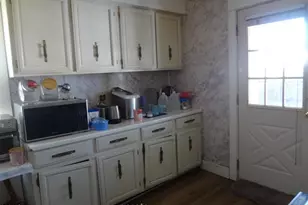 1328 W Michigan Ave, Lansing, MI 48915 - Photo 10
