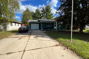 320 Doris St, Sparta, MI 49345 - Photo 1
