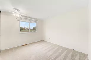 1700 Monticello St, Trenton, MI 48183 - Photo 16