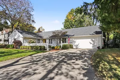 1006 Edgemoor Avenue, Kalamazoo, MI 49008 - Photo 2