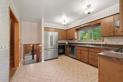26137 Diana Drive, Sturgis, MI 49091 - Photo 6