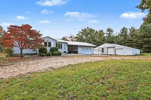 1972 S Maple Island Rd, Muskegon, MI 49442 - Photo 1